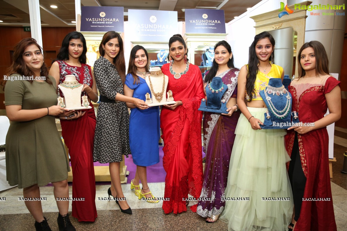 Design Library Exquisite Lifestyle Fashion Exhibition at HICC-Novotel