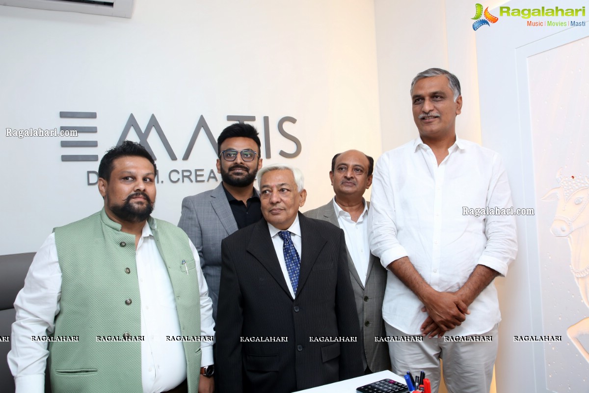 Minister Harish Rao, Actor Jayanth Reddy Launch Matis Interiors Store