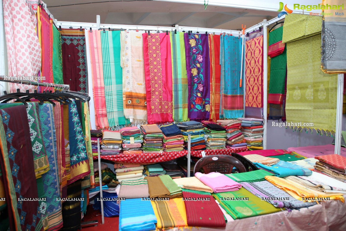 National Silk Expo-2021 Begins at Sri Satya Sai Nigamagamam