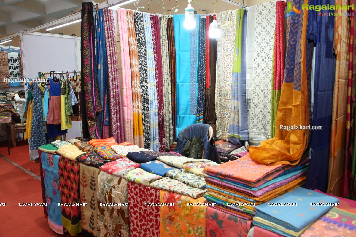 National Silk Expo-2021 Begins at Sri Satya Sai Nigamagamam