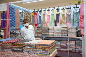 National Silk Expo-2021 Begins at Sri Satya Sai Nigamagamam