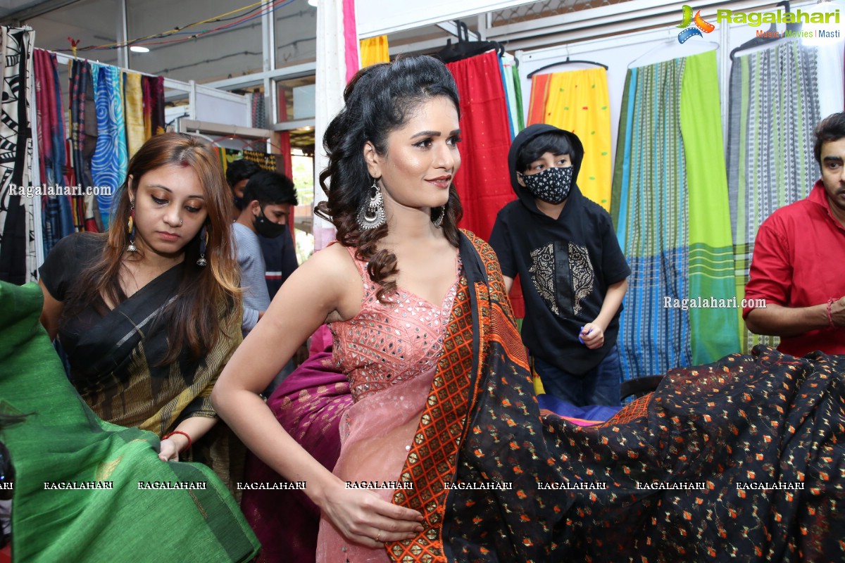 National Silk Expo-2021 Begins at Sri Satya Sai Nigamagamam