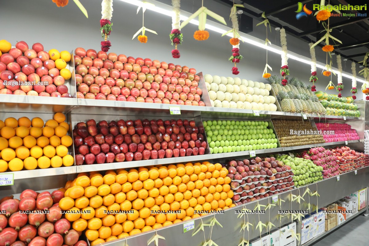 Pure-O-Naturals Fruits and Vegetables 28th Outlet Launch