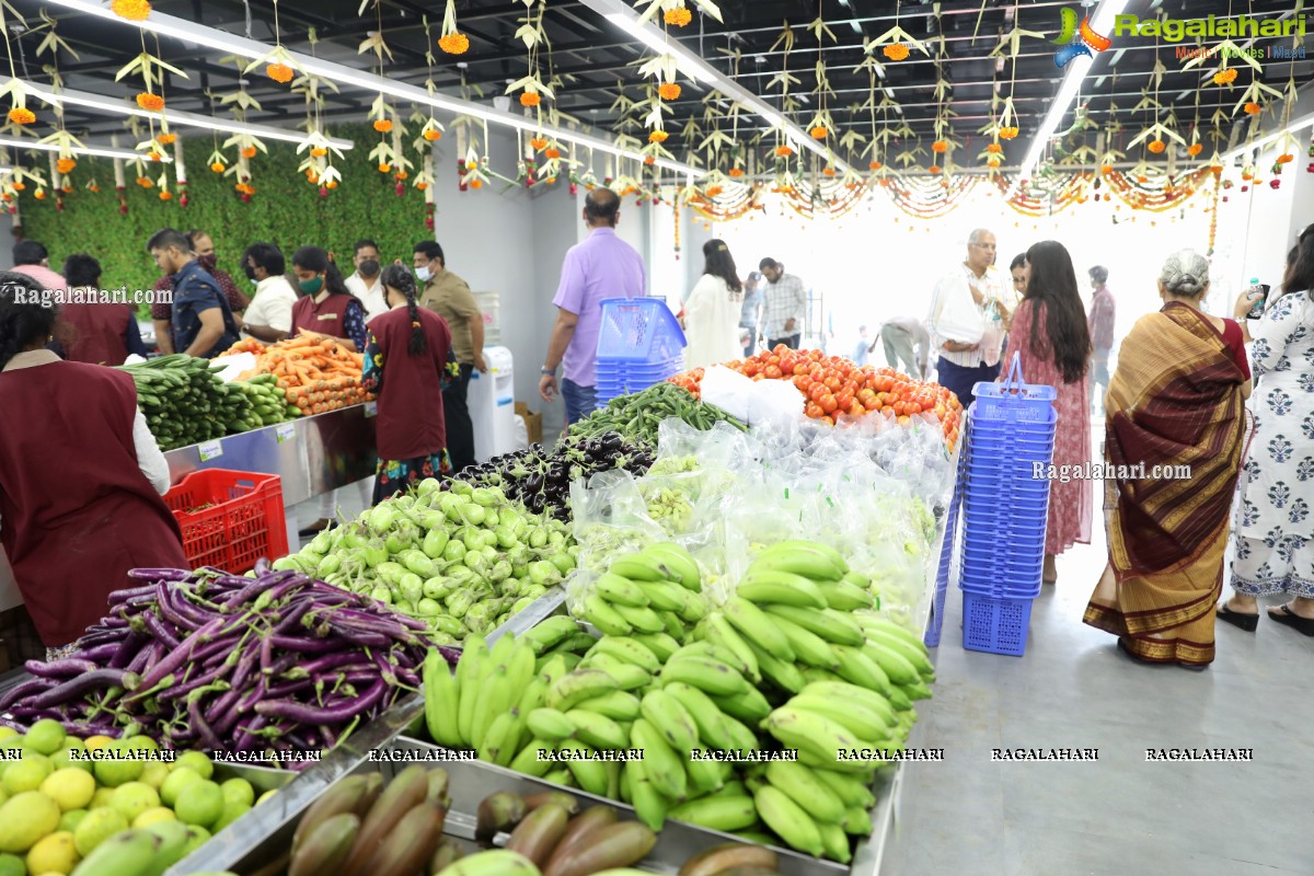 Pure-O-Naturals Fruits and Vegetables 28th Outlet Launch