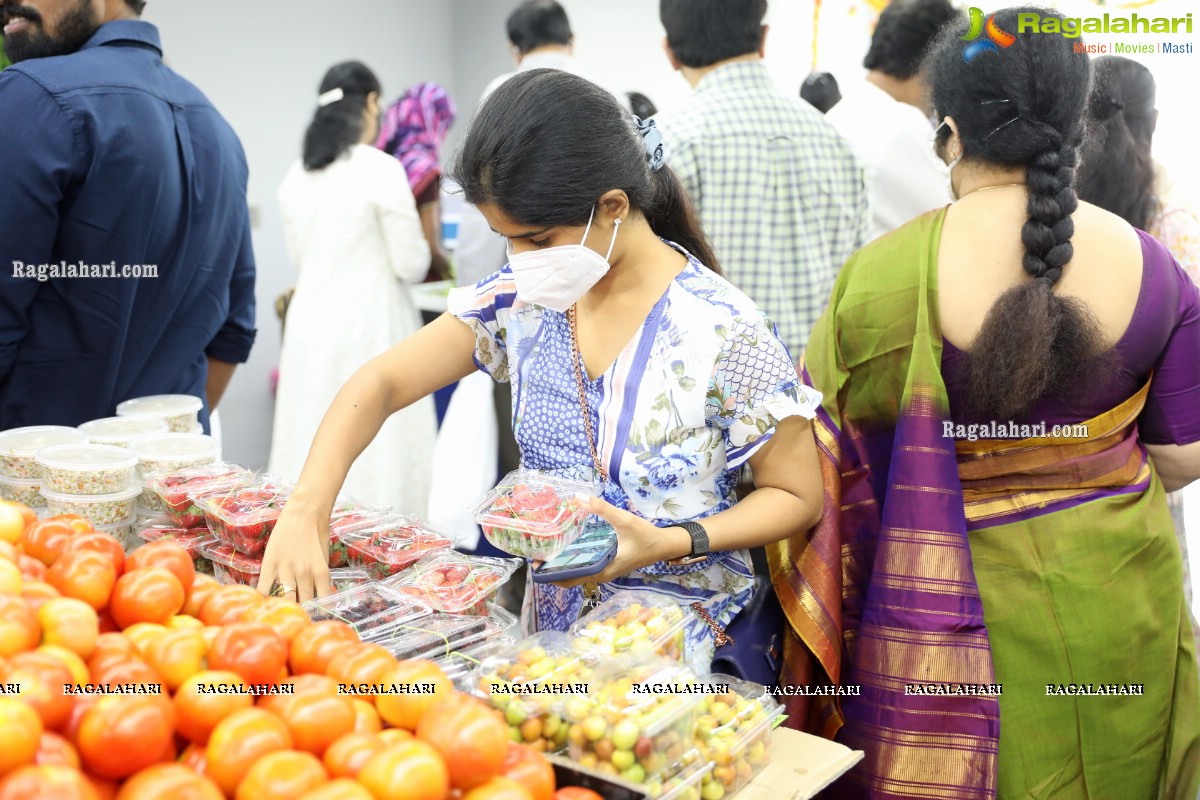 Pure-O-Naturals Fruits and Vegetables 28th Outlet Launch