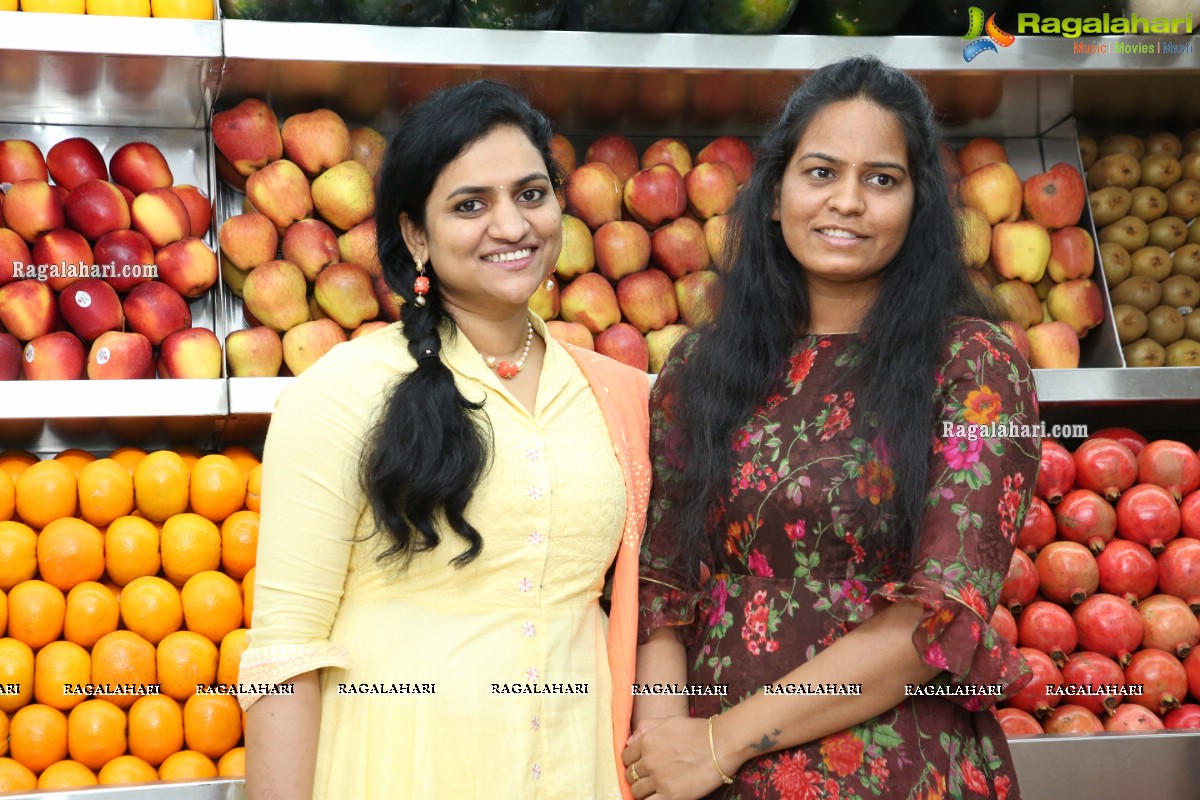 Pure-O-Naturals Fruits and Vegetables 25th Outlet Launch