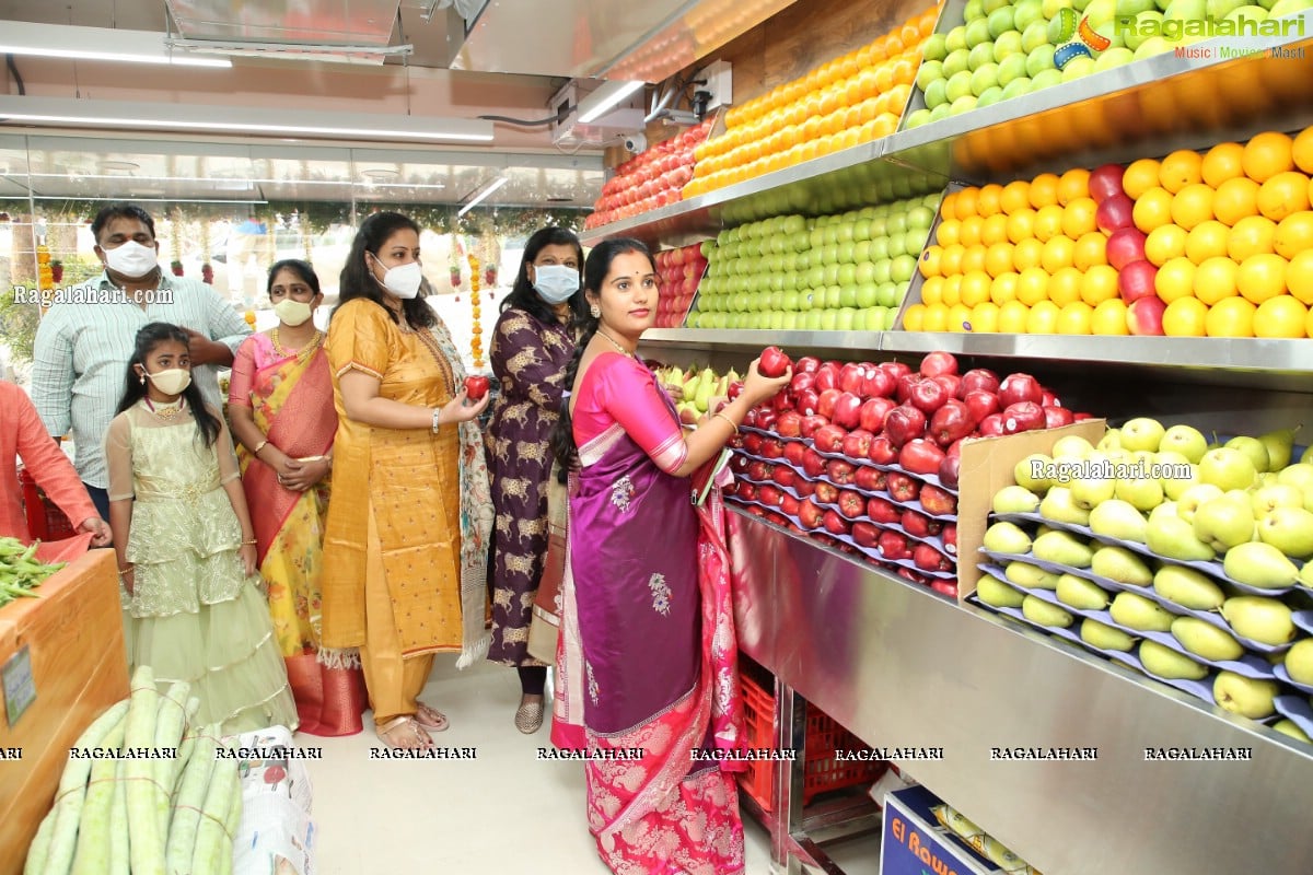 Pure-O-Naturals Fruits and Vegetables 25th Outlet Launch