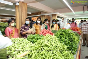 Pure-O-Naturals Fruits and Vegetables 25th Outlet Launch