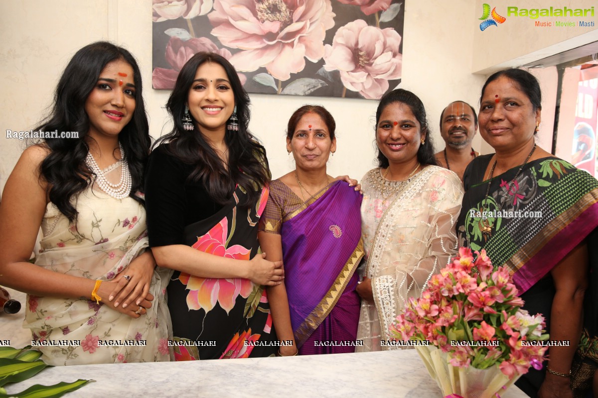 Thread and Fabric Designer Studio Launch With Rashmi Gautam