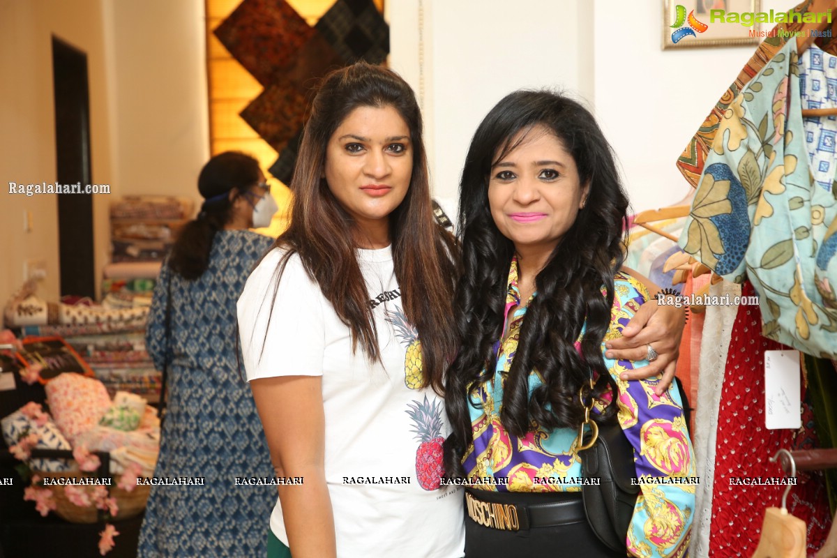 Vastraabharanam Exhibition of Jewellery and Clothing Kicks Off at Yuktalaya, Madhapur, Hyderabad