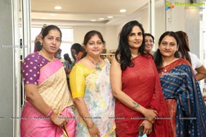 Vastraabharanam Exhibition of Jewellery and Clothing Begins