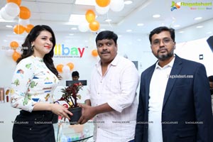 Xiaomi Mi 10i New Mobile Launch by Mannara Chopra at Cellbay