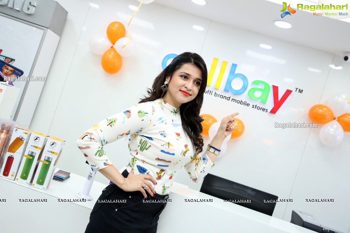 Xiaomi Mi 10i New Mobile Launch in Hyderabad by Mannara Chopra at Cellbay Store, Gachibowli