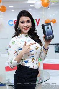 Xiaomi Mi 10i New Mobile Launch by Mannara Chopra at Cellbay