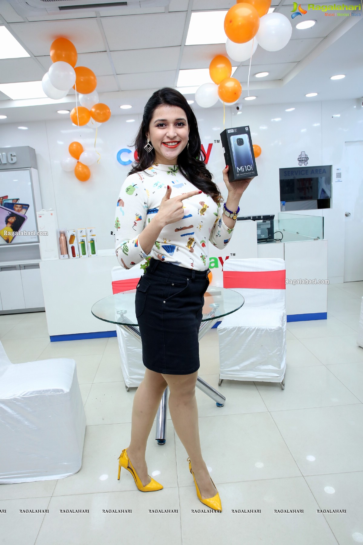 Xiaomi Mi 10i New Mobile Launch in Hyderabad by Mannara Chopra at Cellbay Store, Gachibowli