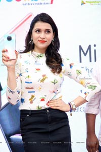 Xiaomi Mi 10i New Mobile Launch by Mannara Chopra at Cellbay