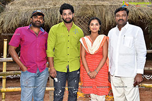 Seetharamapuramlo Movie On Location Stills