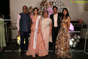 Mrs India Telangana Indu Receives a Grand Party at Home