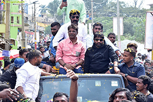 VSR Movie Team at Bhavani Theatre in Kolar Karnataka