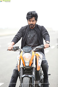 Sivakarthikeyan's Ayalaan Movie Gallery, HD Stills