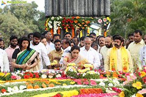 Jr NTR, Kalyan Ram and NBK Pays Tribute to Sr NTR