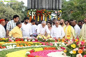 Jr NTR, Kalyan Ram and NBK Pays Tribute to Sr NTR