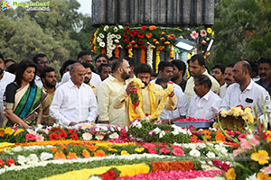 Jr NTR, Kalyan Ram and NBK Pays Tribute to Sr NTR