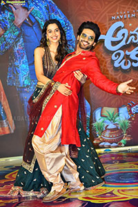 Anaganaga Oka Raju Movie Pre Release Press Meet