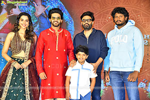 Anaganaga Oka Raju Movie Pre Release Press Meet