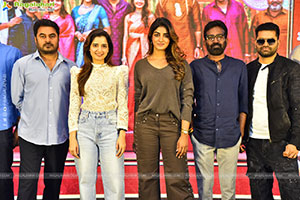 Bhartha Mahasayulaku Wignyapthi Movie Blockbuster Meet