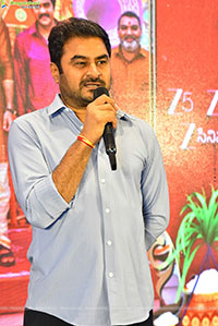 Bhartha Mahasayulaku Wignyapthi Movie Blockbuster Meet