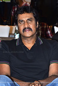 Bhartha Mahasayulaku Wignyapthi Blockbuster Success Meet