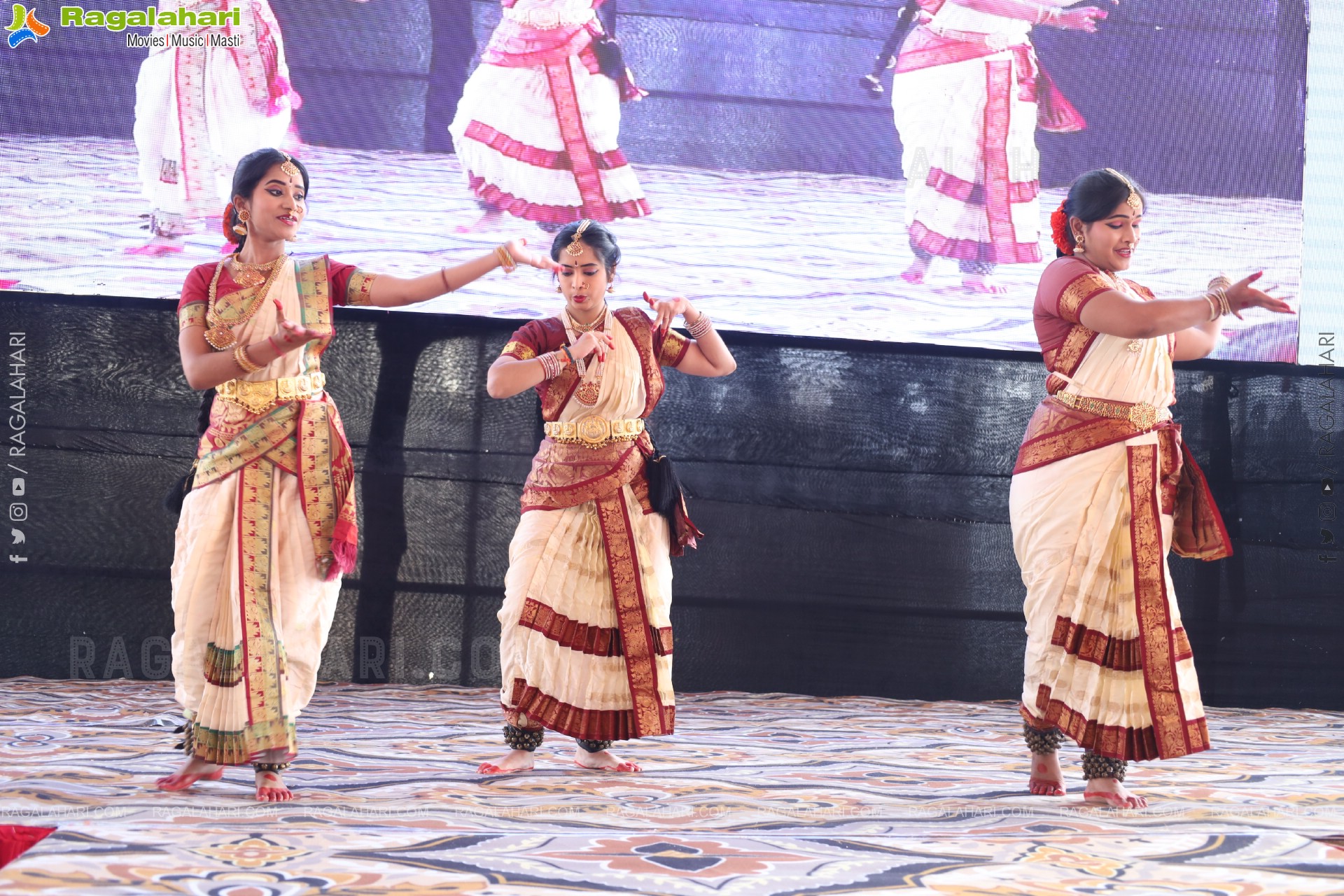 27th SAMANVAY - Siva Sivani Institute of Management Fest at Siva Sivani Campus, Kompally