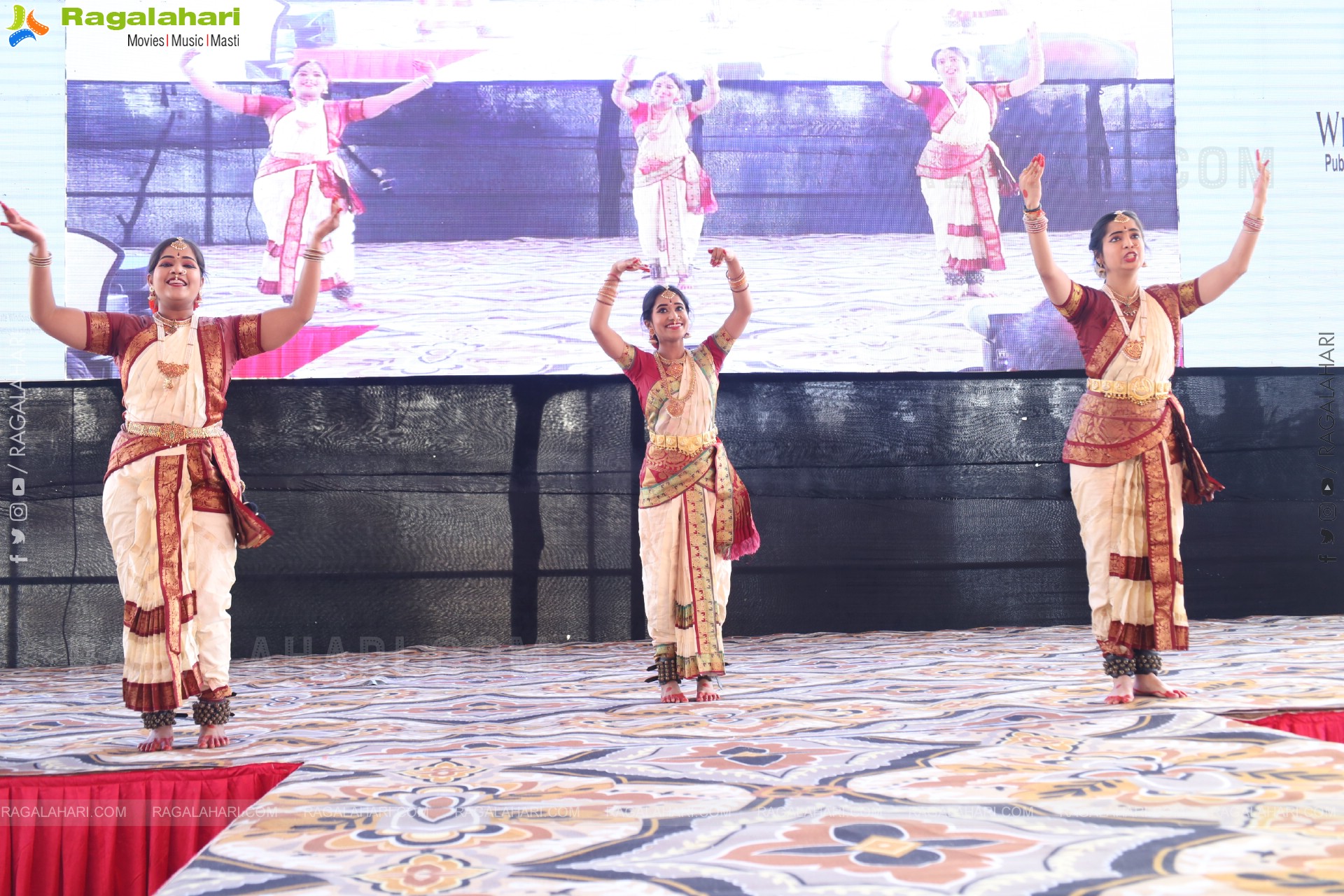 27th SAMANVAY - Siva Sivani Institute of Management Fest at Siva Sivani Campus, Kompally