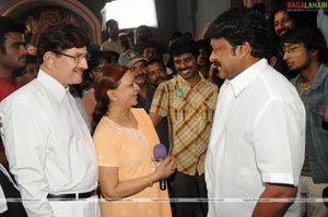 Chiranjeevi Meets Padma Bhushan Krishna