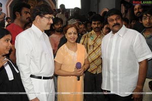 Chiranjeevi Meets Padma Bhushan Krishna