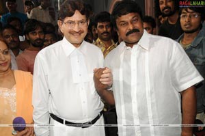 Chiranjeevi Meets Padma Bhushan Krishna