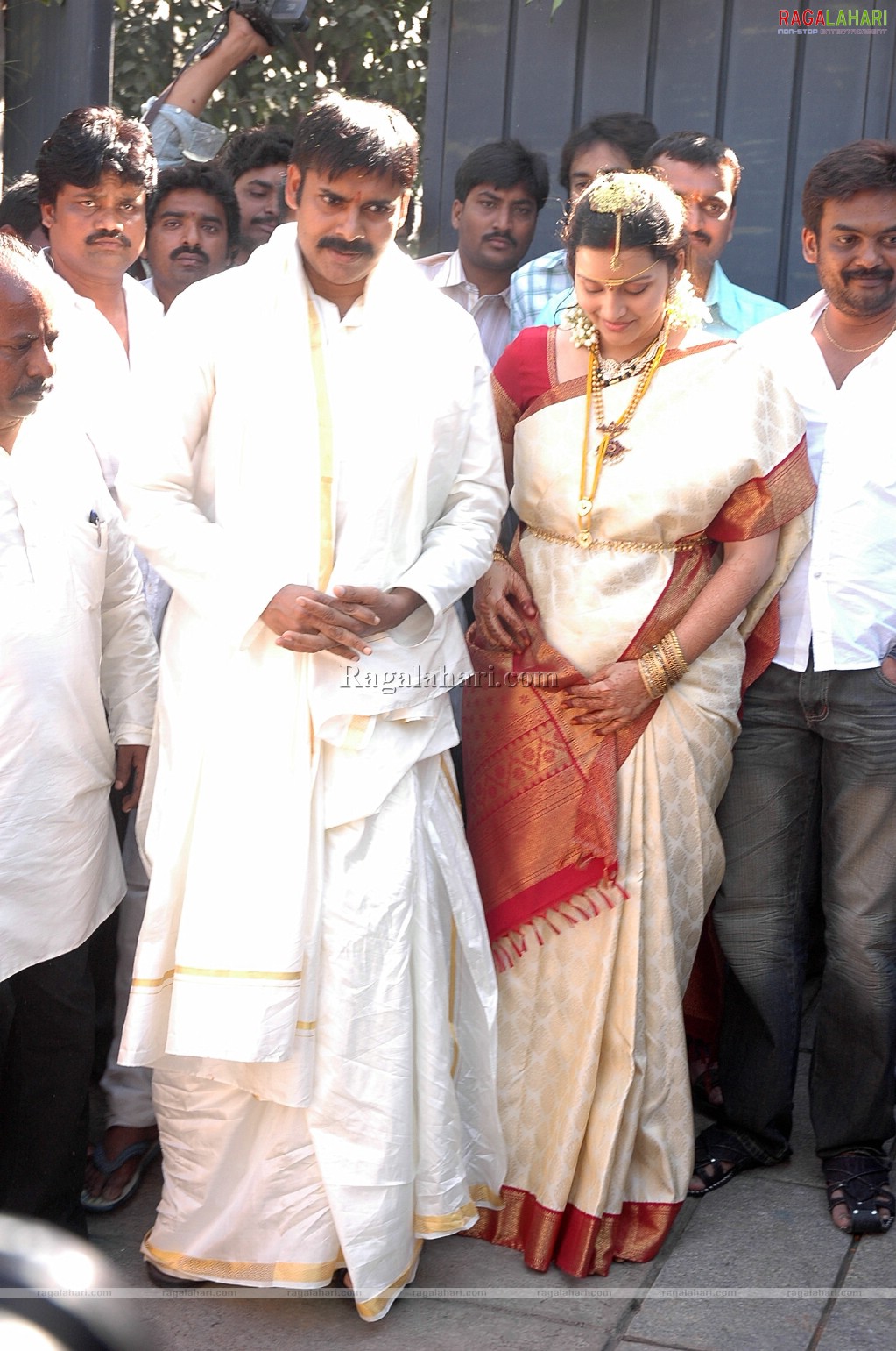 Pawan Kalyan Marries Renu Desai