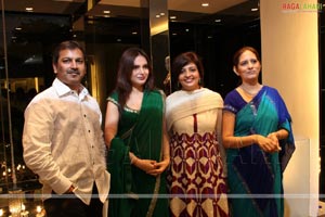 Sridevi Inaugurates Kimaya Fashion Store in Chennai