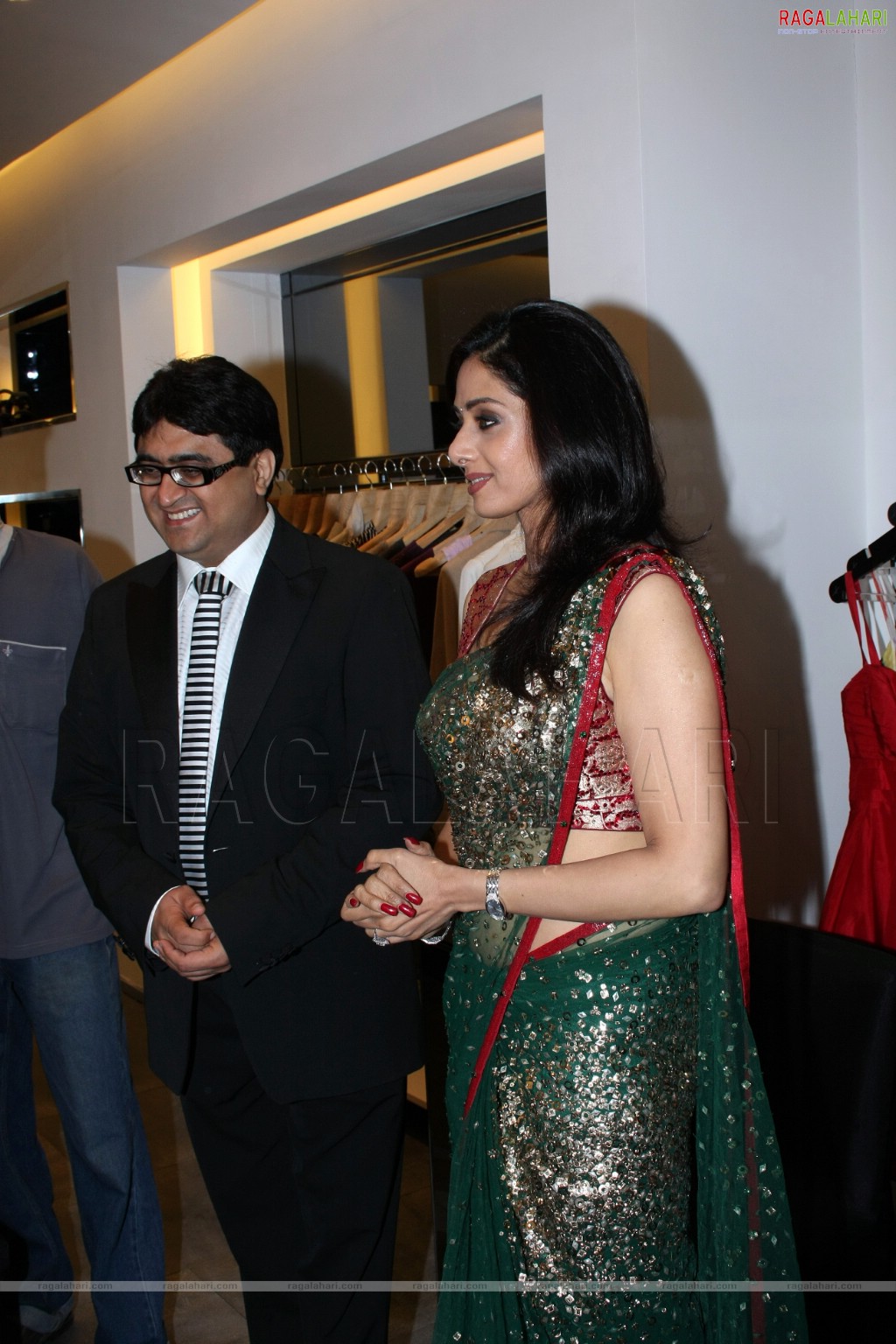 Sridevi Inaugurates Kimaya Fashion Store in Chennai