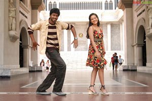 Allari Naresh, Madalasa Sharma