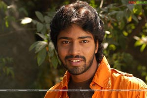 Allari Naresh, Madalasa Sharma