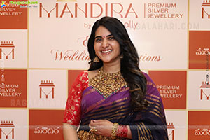 Manepally Jewellers: Grand Launch of Mandira Event