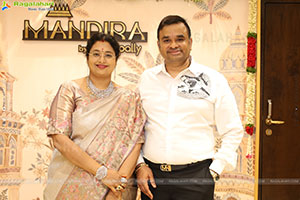 Shriya Saran Launch Mandira by Manepally Jewellery Showroom