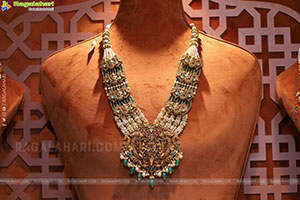 Shriya Saran Launch Mandira by Manepally Jewellery Showroom