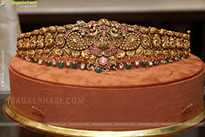 Shriya Saran Launch Mandira by Manepally Jewellery Showroom