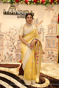 Shriya Saran Launch Mandira by Manepally Jewellery Showroom