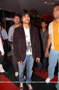 Magadheera Premiere Show