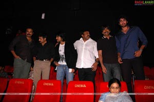 Magadheera Premiere Show