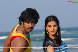 Aryan Rajesh, Sradha Arya